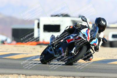 media/Jan-08-2022-SoCal Trackdays (Sat) [[1ec2777125]]/Turn 16 Set 1 (11am)/